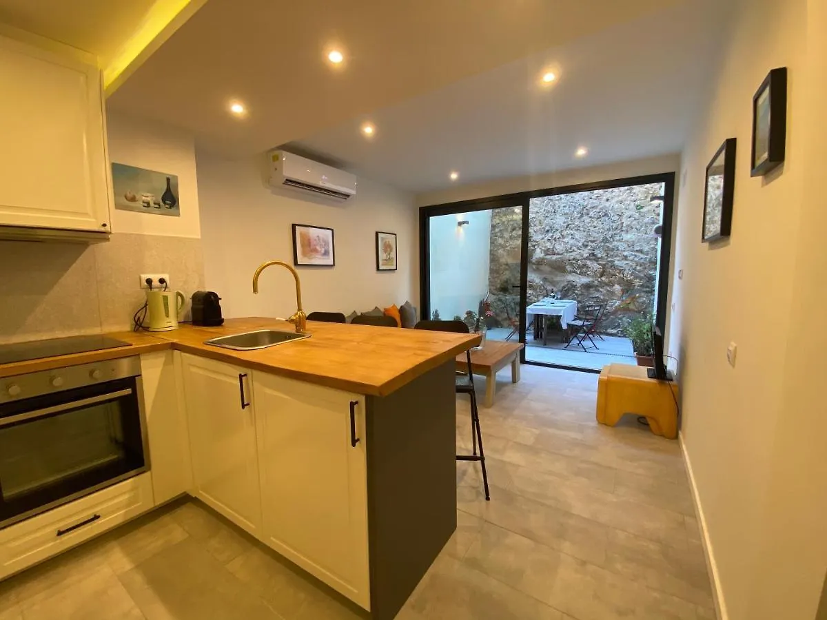Renovated Apartment 5 Minutes Walk To The Beach Caldes D'Estrach 0*,  Hiszpania