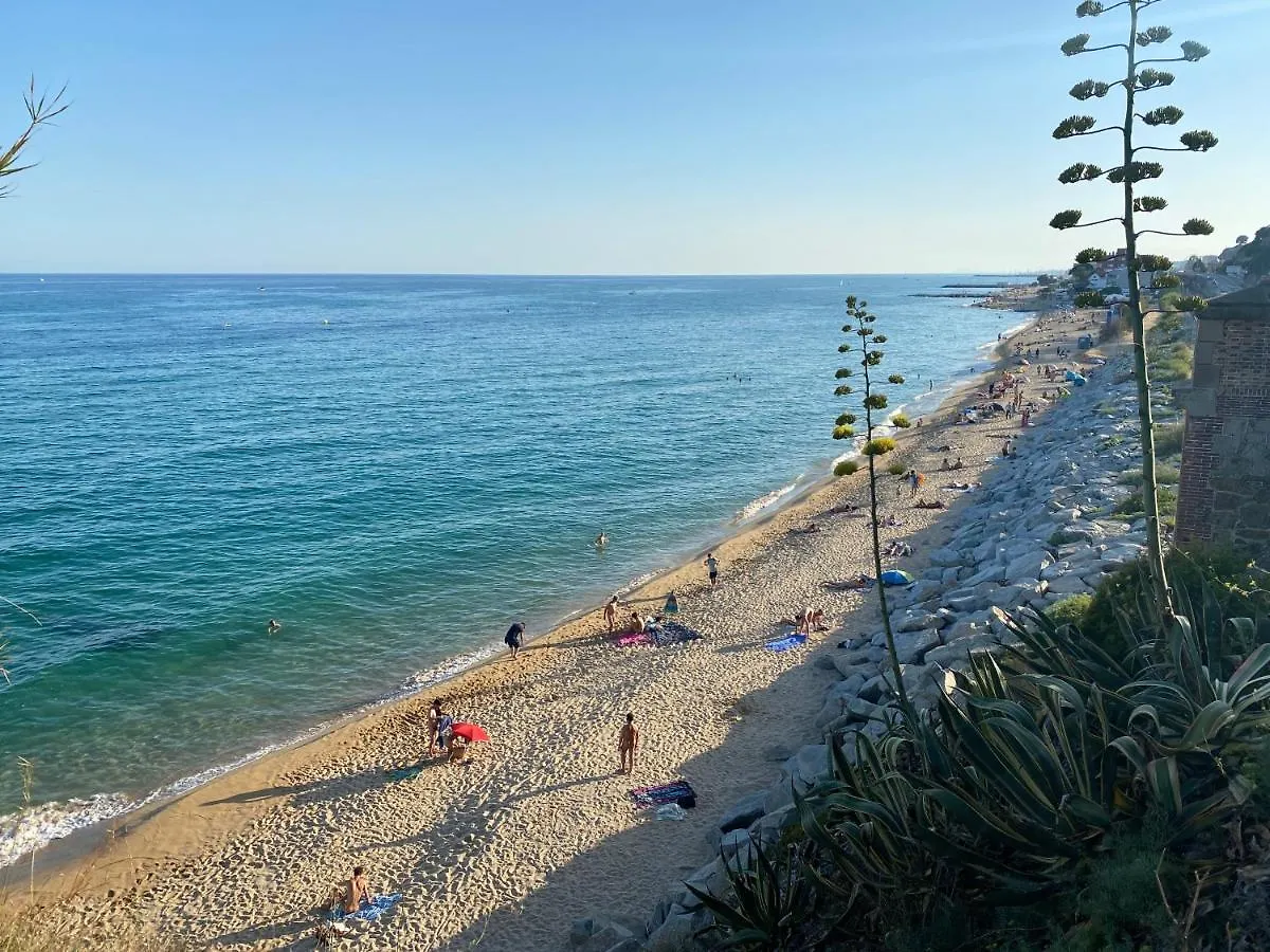 Renovated Apartment 5 Minutes Walk To The Beach Caldes D'Estrach