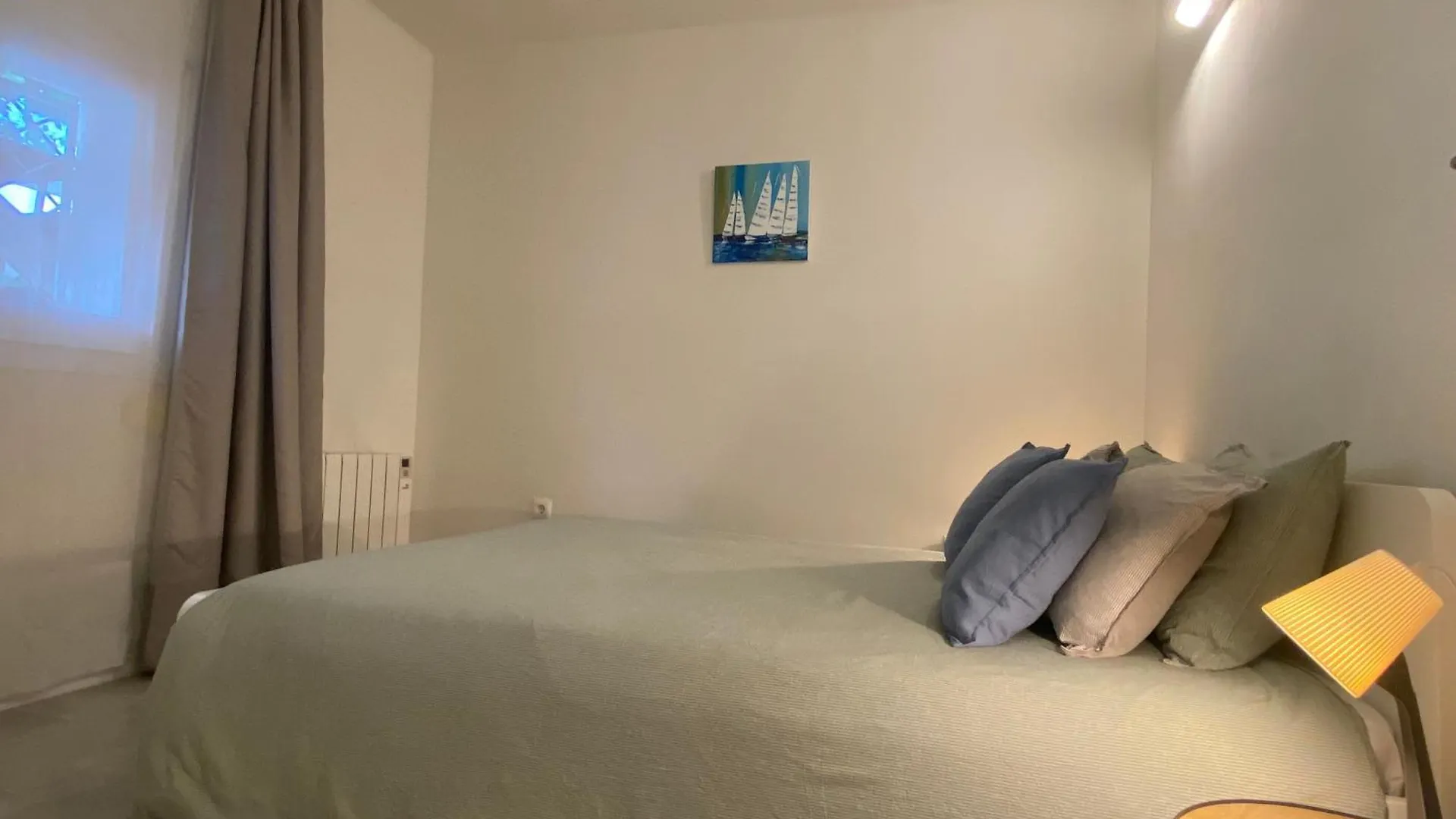 Renovated Apartment 5 Minutes Walk To The Beach Caldes D'Estrach Hiszpania